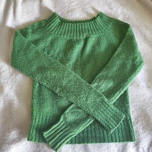 Green fitted long sleeve